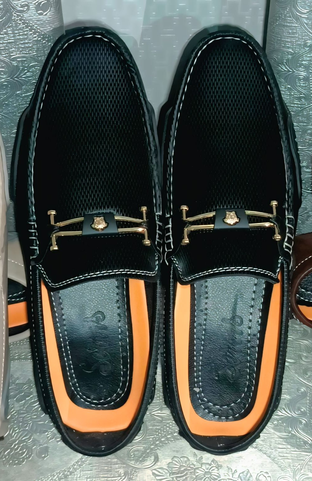 A Sleek And Stylish Loafer With A Luxury Metal Buckle And Premium Stitched Finish.- ALLOW TO OPEN