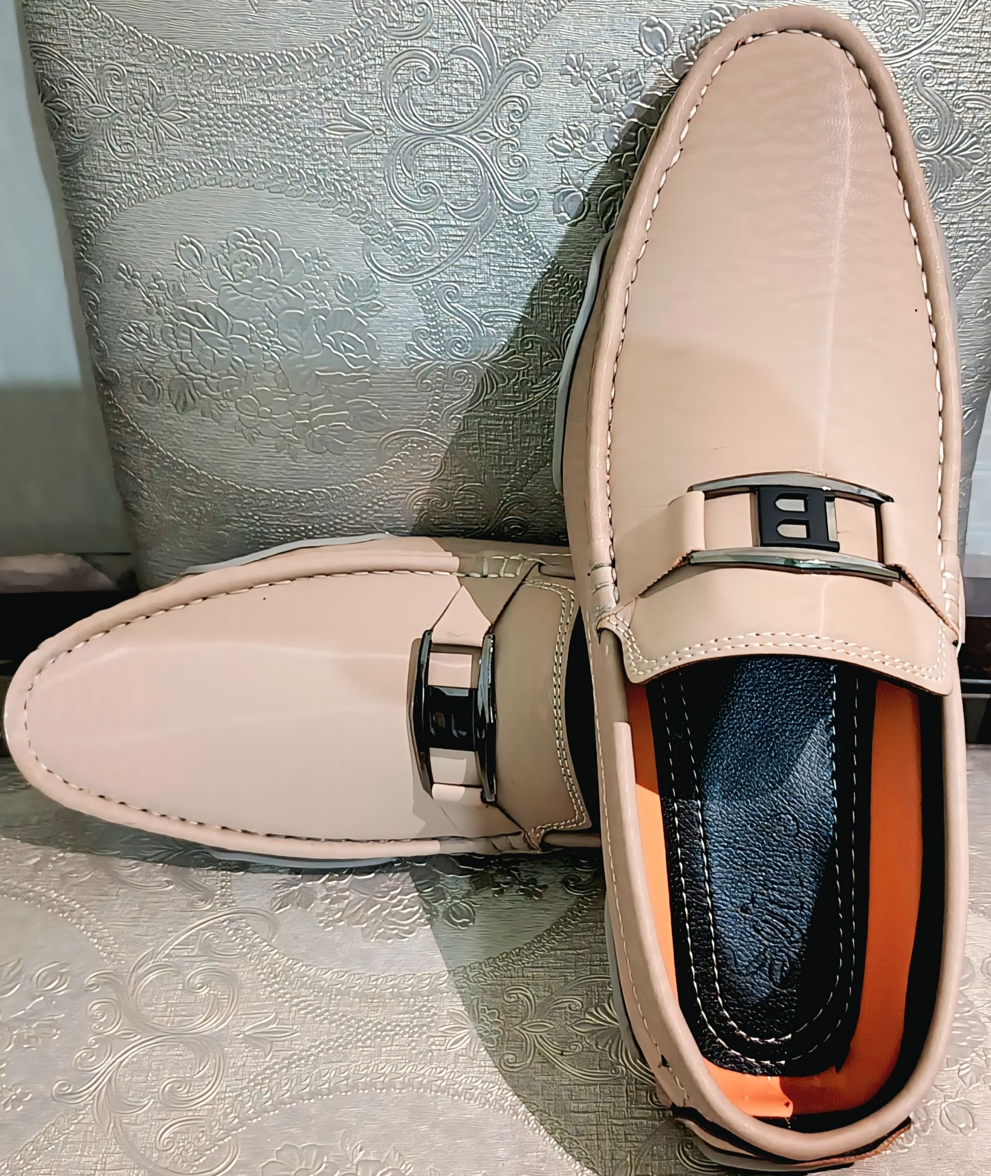 A Sleek And Stylish Loafer With A Luxury Metal Buckle And Premium Stitched Finish.- ALLOW TO OPEN
